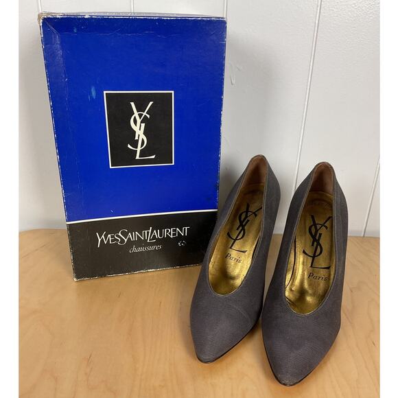 NIB Vintage Yves Saint Laurent Gray Grograin Heels Size 7 Comes with Box - Picture 1 of 7